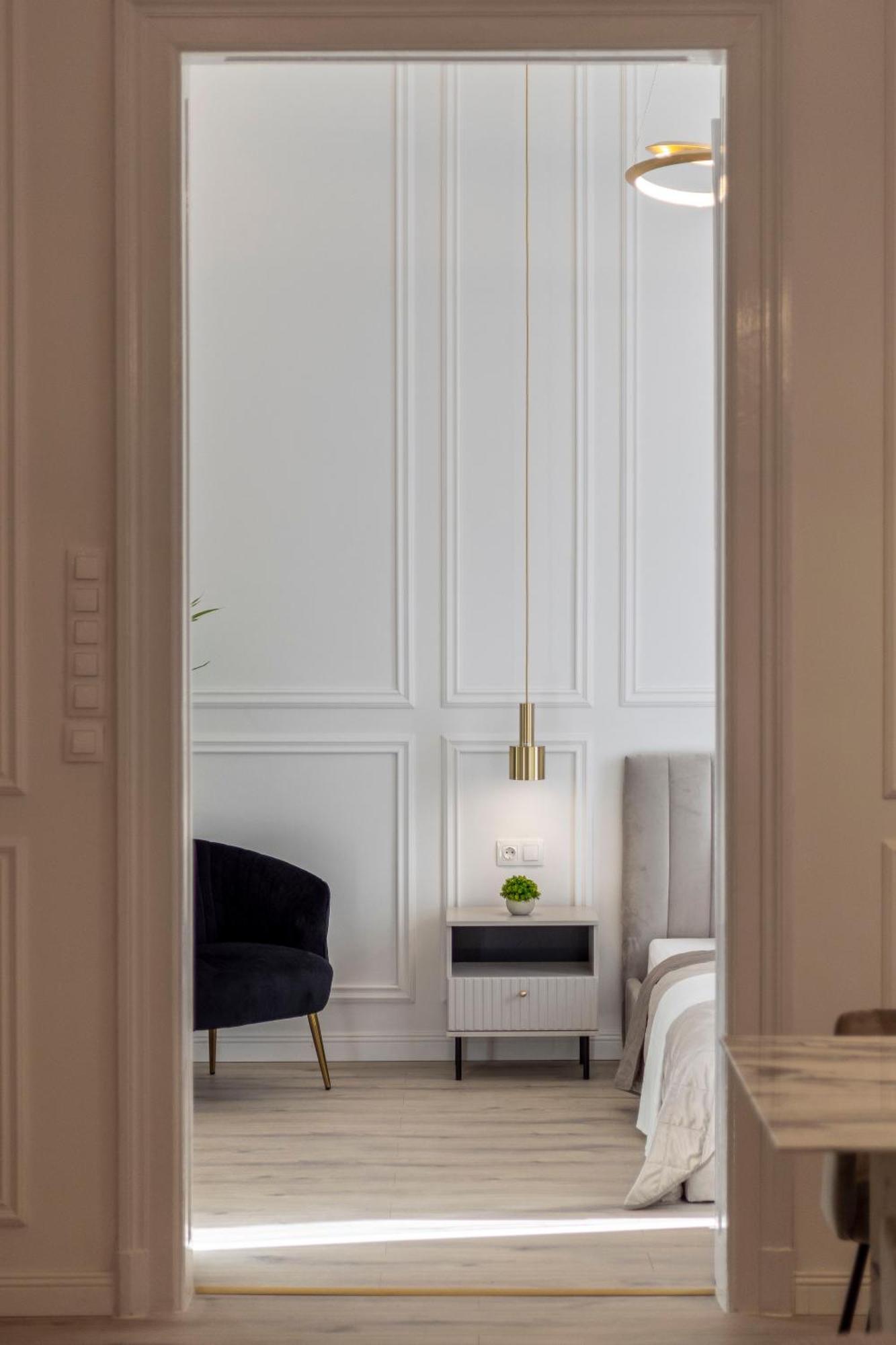 Exclusive & Prestigious Central Residence W/ Balcony Budapest Esterno foto